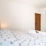 Tom Split