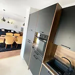Apartment Tom *